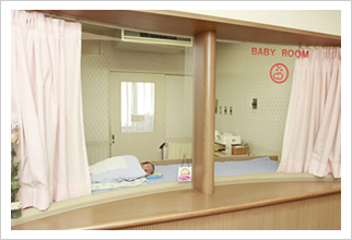 新生児室写真